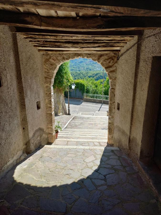 Casa Vacanze "Pietra Viva" Castelnuovo Parano Luaran gambar
