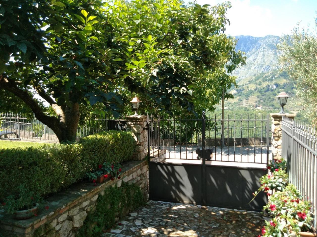 Casa Vacanze "Pietra Viva" Castelnuovo Parano Luaran gambar