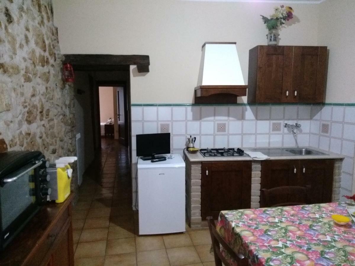 Casa Vacanze "Pietra Viva" Castelnuovo Parano Luaran gambar